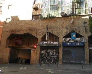 Parking voiture à Sol