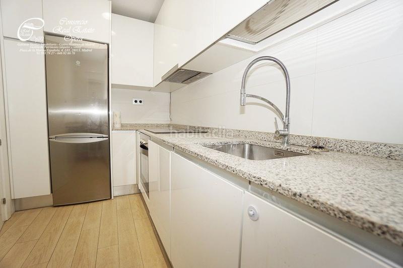 Foto 1a716f18-4e34-46ad-afff-3544dd3378ed. Location appartement avec chauffage dans Sol Madrid