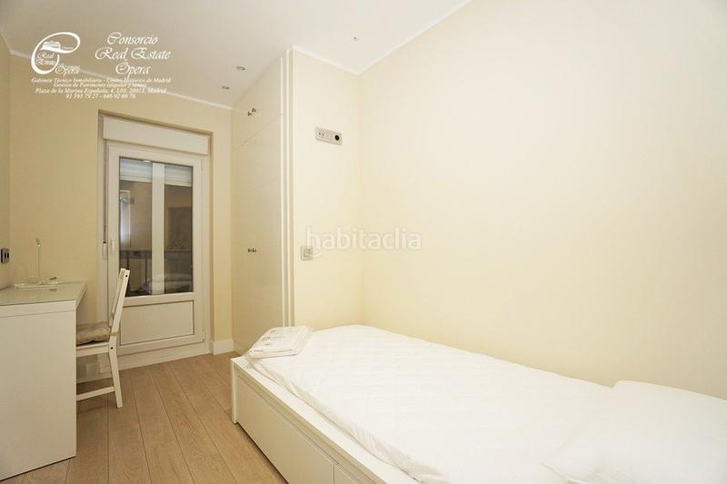 Foto f7aea6d8-7a68-4996-be68-0db0dab97a69. Location appartement avec chauffage dans Sol Madrid