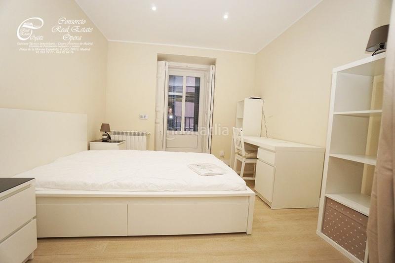 Foto c930699c-88ff-42d6-b293-9489dcda3c53. Rent flat with heating in Sol Madrid