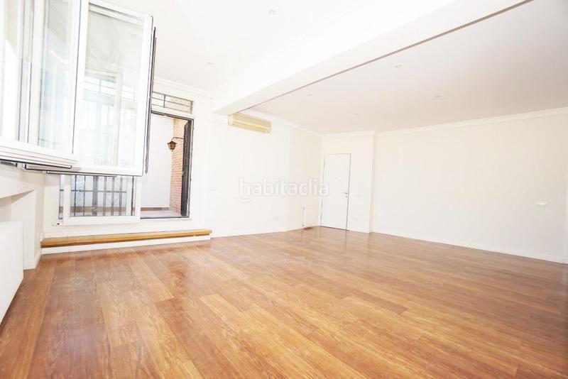 Foto 1c57c744-353a-4e8f-b960-015db890cbad. Alquiler piso ático en marques de urquijo en Argüelles Madrid