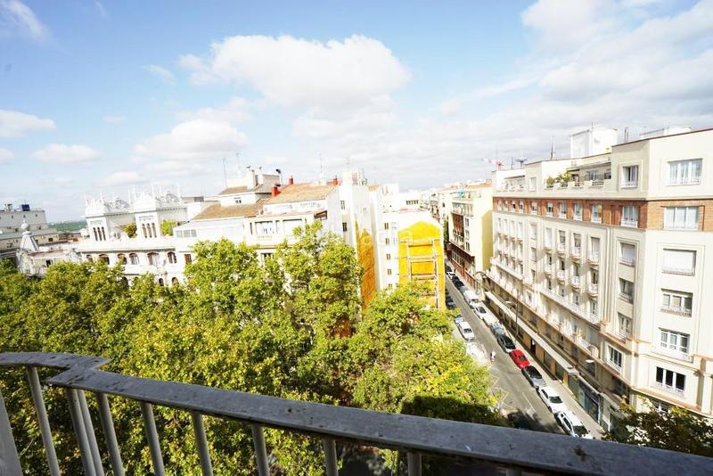 Foto 48d70aab-761c-4a8a-aaba-05e875f3574c. Rent flat with heating in Argüelles Madrid