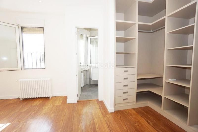 Foto 4e55ef36-0677-40d6-886e-318f381a3218. Rent flat with heating in Argüelles Madrid