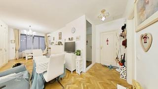 Appartement  Calle de san roque. Vivienda en centro de madrid con mirador acristalado