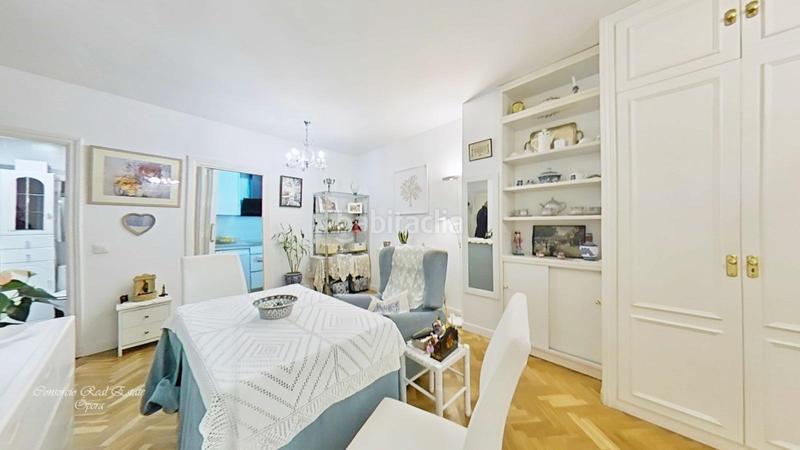 Foto d67c9565-cec9-4f81-bcdf-72d64e4eaf0f. Pis amb calefacció a Universidad-Malasaña Madrid