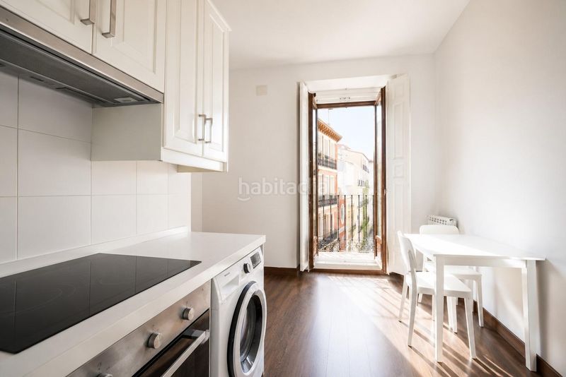 Foto 5ab7fbda-8848-476e-9ba8-3dcf244ff42a. Pis amb calefacció a Palacio Madrid
