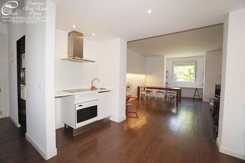 Foto fcd6c826-a3e2-4382-80db-cd431636c66e. Pis a Argüelles Madrid