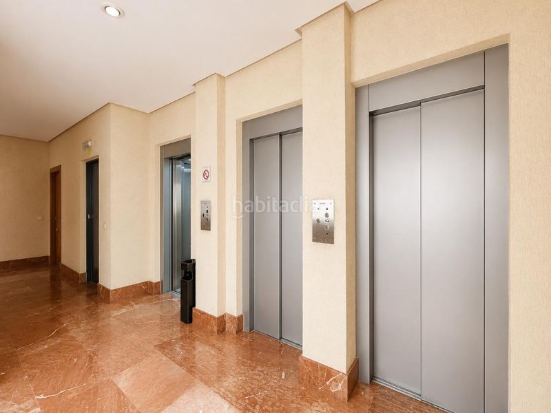Foto 3eda21e6-6bd1-478c-962b-7b20a701c979. Pis a calle montera 45 a Sol Madrid