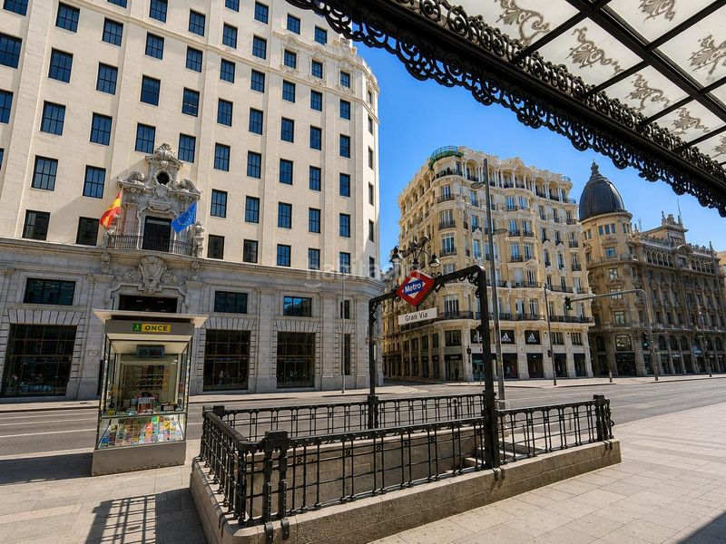Foto 6c6a1a3e-f072-42b6-bdd5-c3054579794a. Pis a calle montera 45 a Sol Madrid