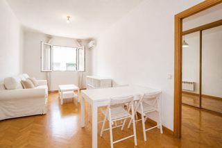 Appartamento  Calle montera. Vivienda de 65 m2 frente al metro de gran via
