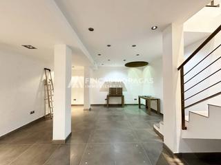 Local Comercial  Santa maria. Espacioso local en el corazón de sant cugat del vallés