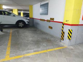 Aparcament cotxe  Martorell. Parking en venta en estació sant cugat del vallés