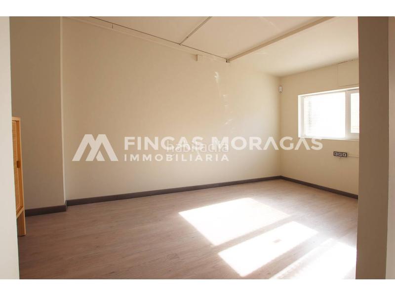 Foto 41d21319-3712-4bc7-afc4-1a1a8fa448af. Rent business premise in El Coll Sant Cugat del Vallès
