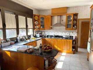 Chalet  Mercè rodoreda. Chalet en venta en cerdanyola