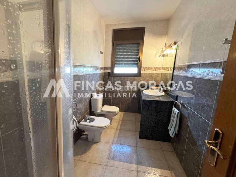 Foto ac897bed-d995-43d1-8516-362b19fc560a. Xalet amb calefacció aparcament a Bellaterra
