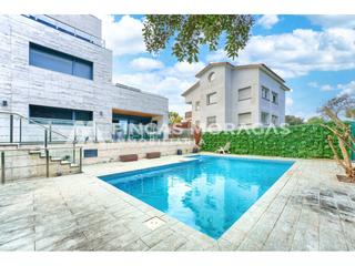 Chalet  Mas fuster. Villa de lujo en venta