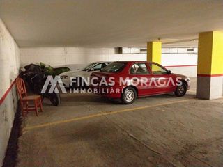 Autoparkplatz  Calle martorell. Parking en venta en estació sant cugat del vallés