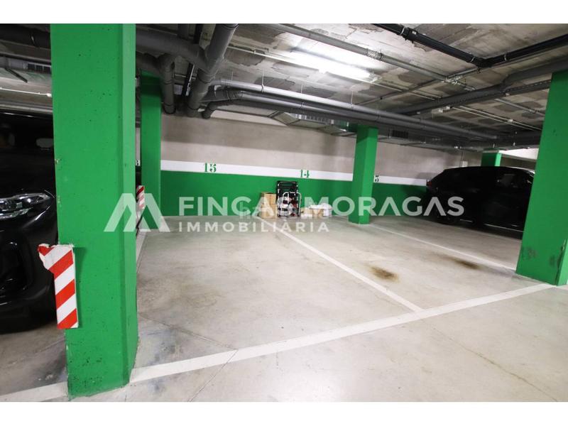 Foto fdadc4e3-d2d3-4ad0-9fb0-fac9a631e47a. Affitto posto auto in Turó de Can Mates Sant Cugat del Vallès