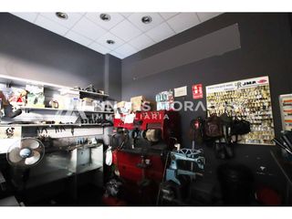 Traspàs Local Comercial  Plaza d´ausias march, 1-9, local 2, 08195 sant cugat del. Local en traspaso en mercat de mirasol