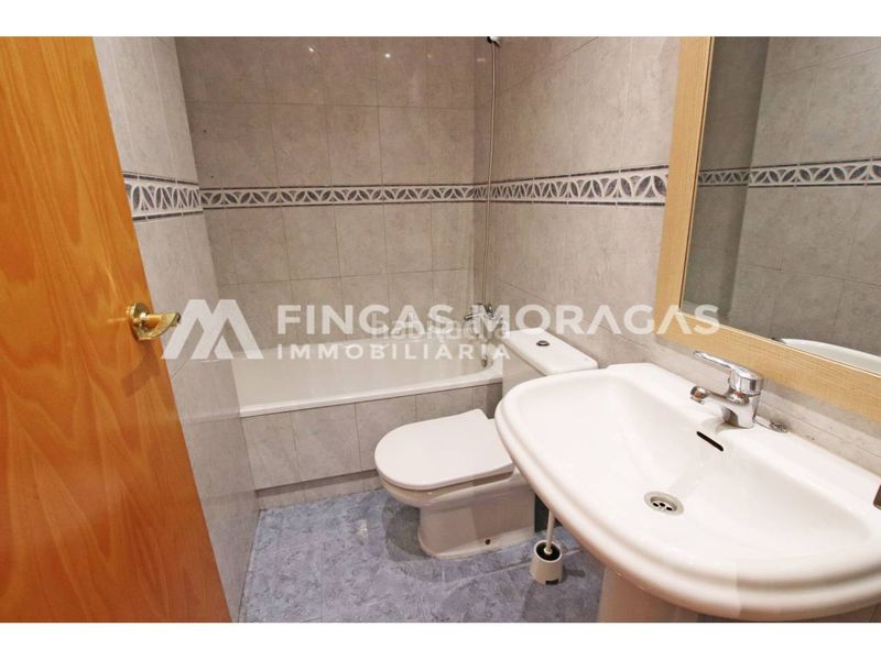 Foto 2f0af3b9-026f-46c3-a28a-fb7099d208bc. Lloguer pis amb calefacció aparcament piscina a Ca n´Alzamora Rubí