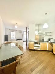 Alquiler Apartamento en Chopera. Piso exterior de un dormitorio, cocina americana, amueblado, cal