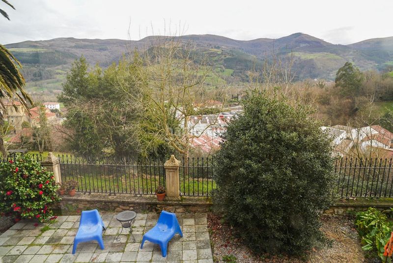 Foto 7ae9db89-f899-4887-afd0-e909a02c7a58. Casa amb aparcament a Corvera de Toranzo