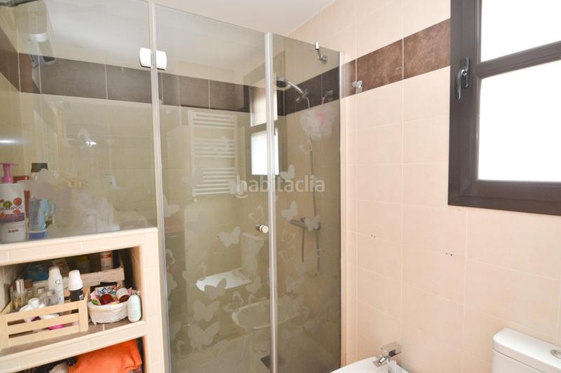 Foto e1b9d5b7-6646-4d0c-ba8b-2f58fdb60782. Pis amb calefacció aparcament piscina a La Dehesa - El Pinar Navalcarnero