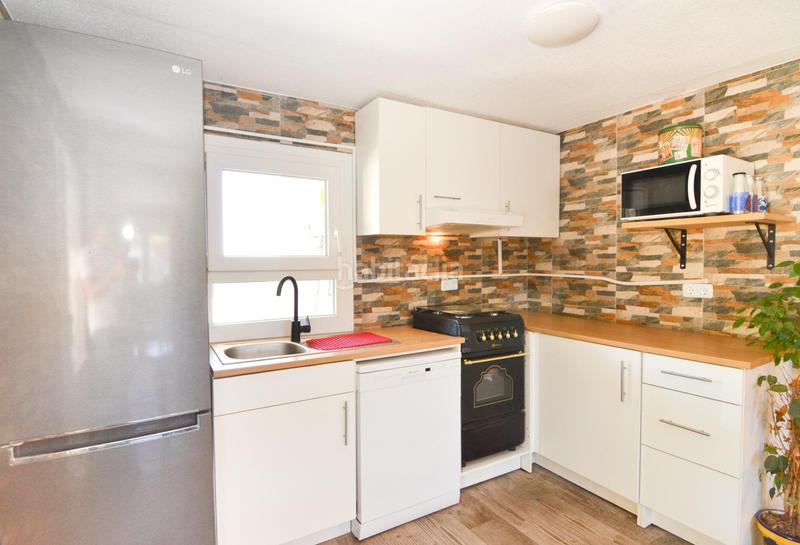 Foto 9a19742f-64e2-4e02-9bff-1fb8e14b2d76. Masía en camino Almorox en Almorox