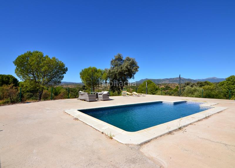 Foto a1591601-6734-4ad8-a865-1a0e8ed8874d. Masía en camino Almorox en Almorox