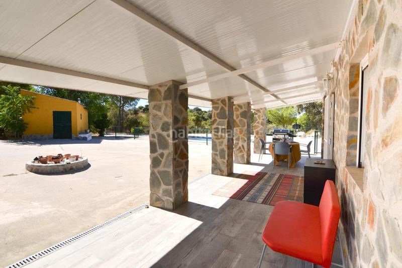 Foto e67e05a3-10b0-4d05-a578-169aa93ff0ae. Masía en camino Almorox en Almorox