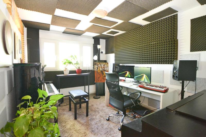 Foto f6b23bf1-4f3d-42e3-aa4a-15c10eb66d25. Masía en camino Almorox en Almorox