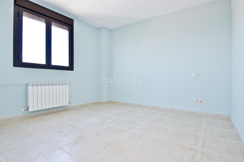 Foto ecf2f0ea-8e1b-459d-a5d3-8b32148ad636. Attico con riscaldamento parcheggio in Torrijos