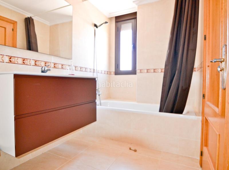 Foto ccbc7bfe-861d-48a7-975b-871b8f964935. Dachwohnung mit heizung parking in Torrijos