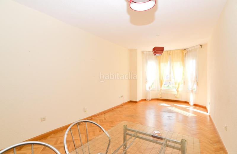 Foto 0719a90b-a29e-4266-ad8c-8b644f242024. Appartamento con riscaldamento parcheggio piscina in Fuenlabrada