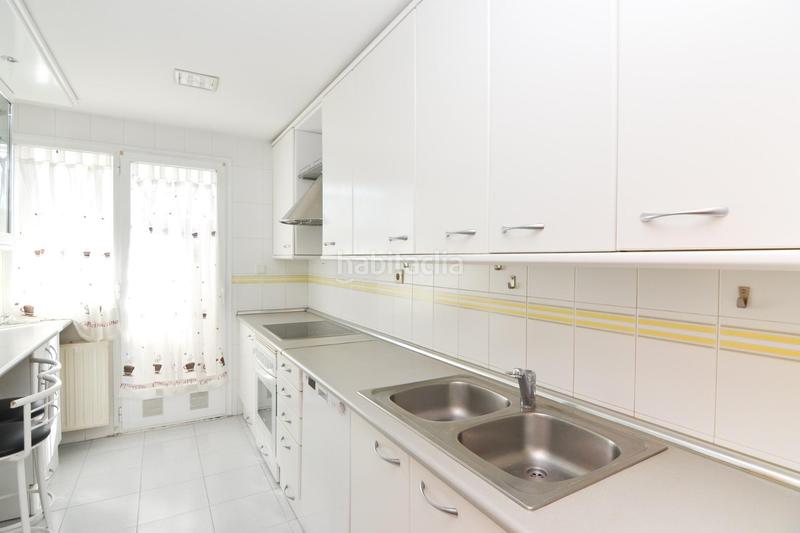 Foto dcbd7f72-18ee-4b7d-abcd-95280f5fc50c. Appartamento con riscaldamento parcheggio piscina in Fuenlabrada
