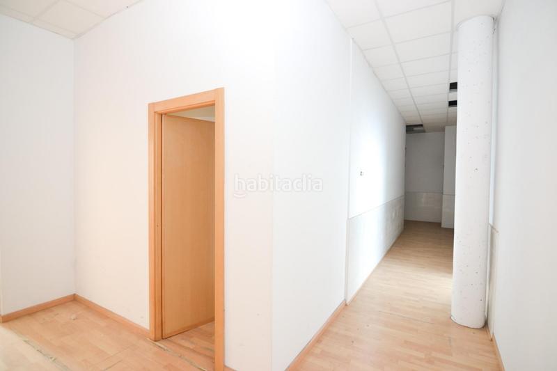 Foto d81f34c5-6b6f-4b5e-83c3-6b5921385b18. Local comercial en Zona Europa Arroyomolinos