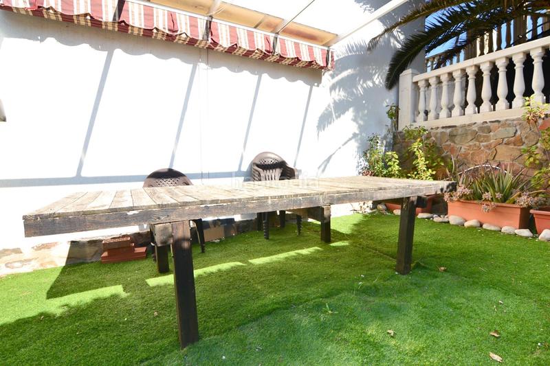 Foto 1427a822-9dca-4e33-9052-a6d577f685e2. Chalet mit heizung parking pool in Parque Coimbra Móstoles