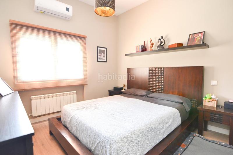 Foto 55698306-2a8d-4166-a345-7526fd3f9cb0. Chalet mit heizung parking pool in Parque Coimbra Móstoles