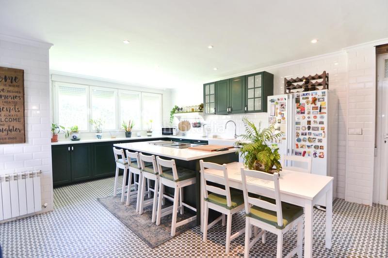 Foto b18a40a4-9fc2-4cad-875b-874316b2bccf. Chalet with heating parking pool in Parque Coimbra Móstoles