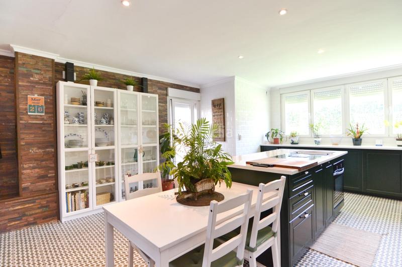 Foto 96214592-4b63-4135-a61d-7cd69af89bf6. Xalet amb calefacció aparcament piscina a Parque Coimbra Móstoles