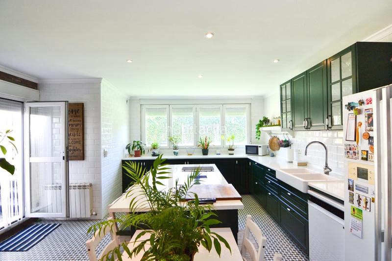 Foto fac23650-c815-4dec-9718-166d9fdeab4c. Xalet amb calefacció aparcament piscina a Parque Coimbra Móstoles