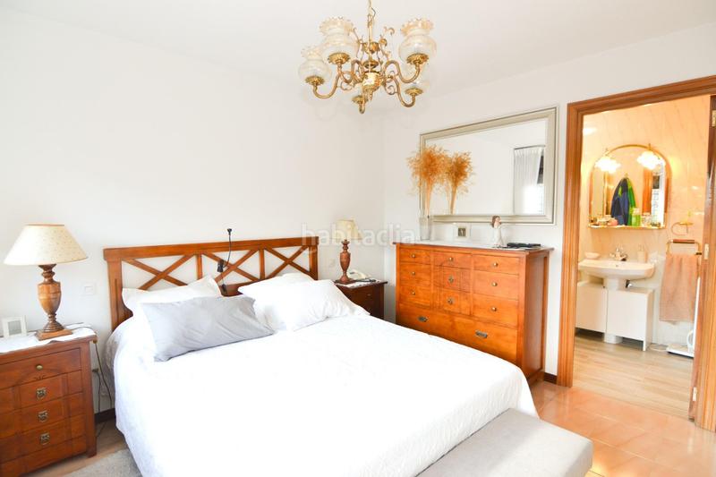 Foto 5aae3a10-e66c-4bc3-ae3f-af0c4c8cf989. Chalet with heating parking in Alpedrete