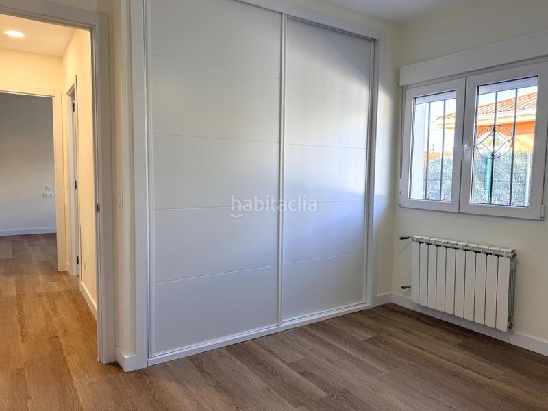 Foto 33220185-1d12-44ea-9834-37673c83b7e5. Alquiler chalet  en planta en el centro . en Villanueva de la Cañada