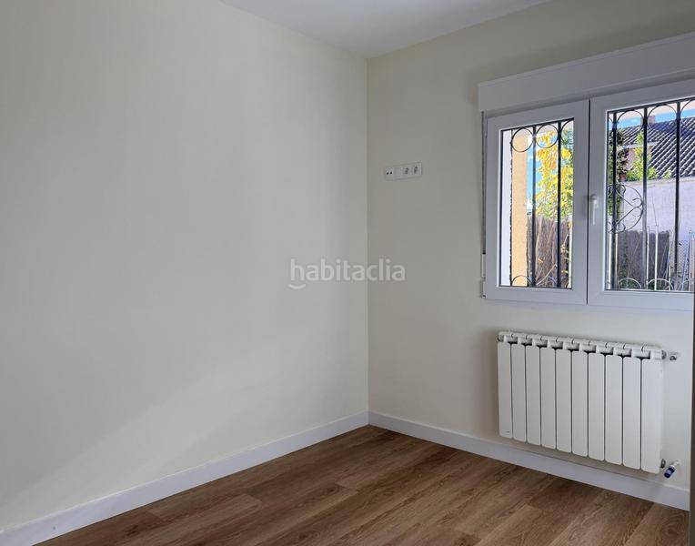 Foto 54d98378-fc6d-4748-8e79-b21a6cad4e8a. Alquiler chalet  en planta en el centro . en Villanueva de la Cañada