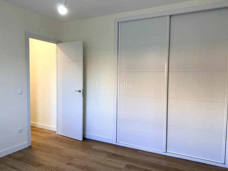 Foto 7df3c045-4eb2-4000-84ae-061bece32752. Alquiler chalet  en planta en el centro . en Villanueva de la Cañada