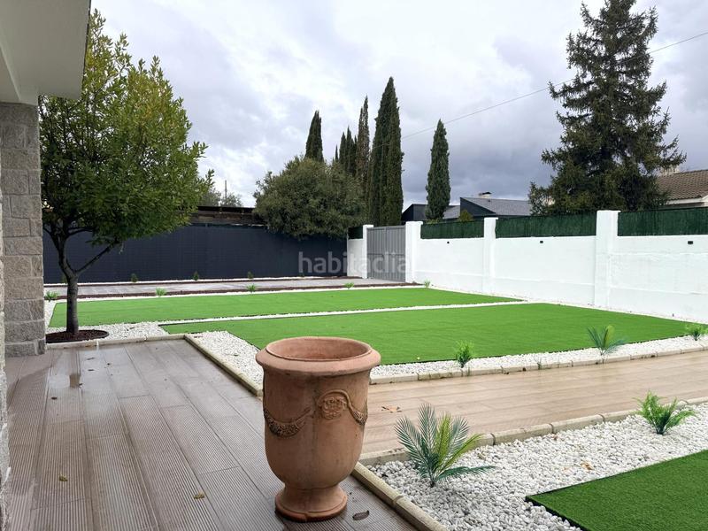 Foto d52e9259-d715-4fd6-9d39-8db1df540bd9. Alquiler chalet  en planta en el centro . en Villanueva de la Cañada