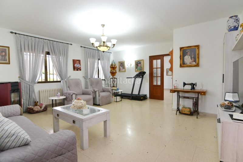 Foto 0af89762-c86b-463e-b273-f053a4b041e6. Casa amb aparcament a Cadalso de los Vidrios