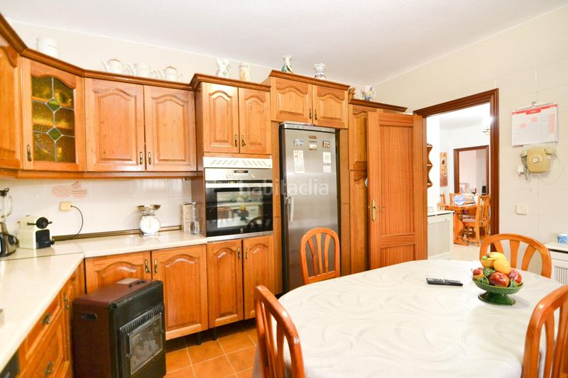 Foto c4608b34-7b79-4027-8a87-14daa475403f. Casa amb aparcament a Cadalso de los Vidrios