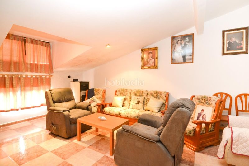 Foto cf677f70-7a66-4c08-973f-6f69e0e0bbc3. Casa amb aparcament a Cadalso de los Vidrios