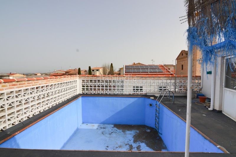 Foto 5cae722a-afe6-4811-aeba-e2f247ff7fab. Casa amb calefacció aparcament piscina a Alameda de la Sagra